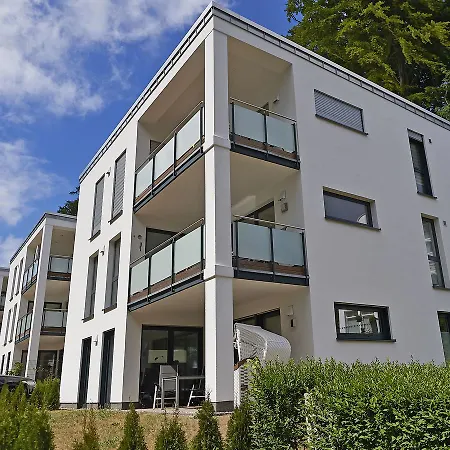 Lejlighed Haus Kap Arkona In - 02 Mit Kamin Und Terrasse *